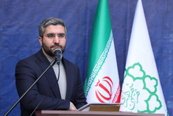 میدان و خیابان آزادی عطر و بوی دهه فجر به خود می گیرد