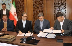 امضای تفاهم‌نامه احداث نیروگاه خورشیدی ۴۰۰ مگاواتی در ذوب‌آهن اصفهان