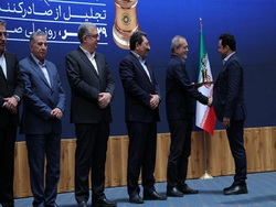 تقدیر رییس جمهور از عملکرد صادراتی درخشان شرکت نفت سپاهان