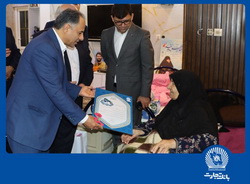 خانواده شهدا، ستون‌های عزت و معنویت این کشورند