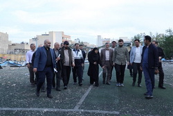 بازدید رئیس کمیته اجتماعی شورای شهر تهران از نقاط آسیب دیده منطقه ۱۲ در جنگ رمضان