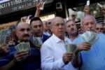روزه سکوت دولت درباره بازار ارز/ همتی زیر تیغ استیضاح