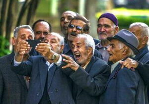 فرش قرمز «بیمه ملت» زیر پای بازنشستگان صندوق بازنشستگی کشوری