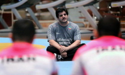 پایان چالش خادم-دبیر با حکم هواداران